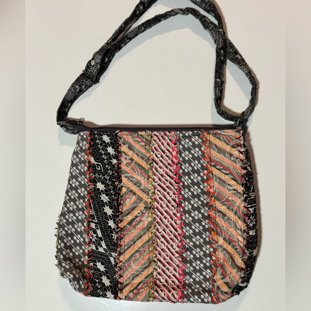 Demdaco Your‎ Journey Multicolor Crossbody Bag
